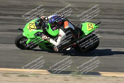 media/Jan-16-2026-CVMA Friday Practice (Fri) [[6f2bf47531]]/3-Racer 2/Session 2 Bowl Entry Pans/
